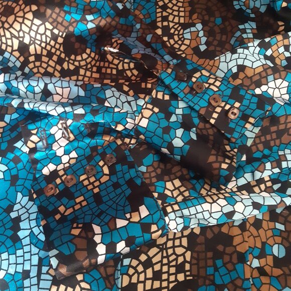 Laura Studio SZ18 Satin Finish Geometric Button Up Women's Shirt, Blues & Browns - Picture 6 of 15